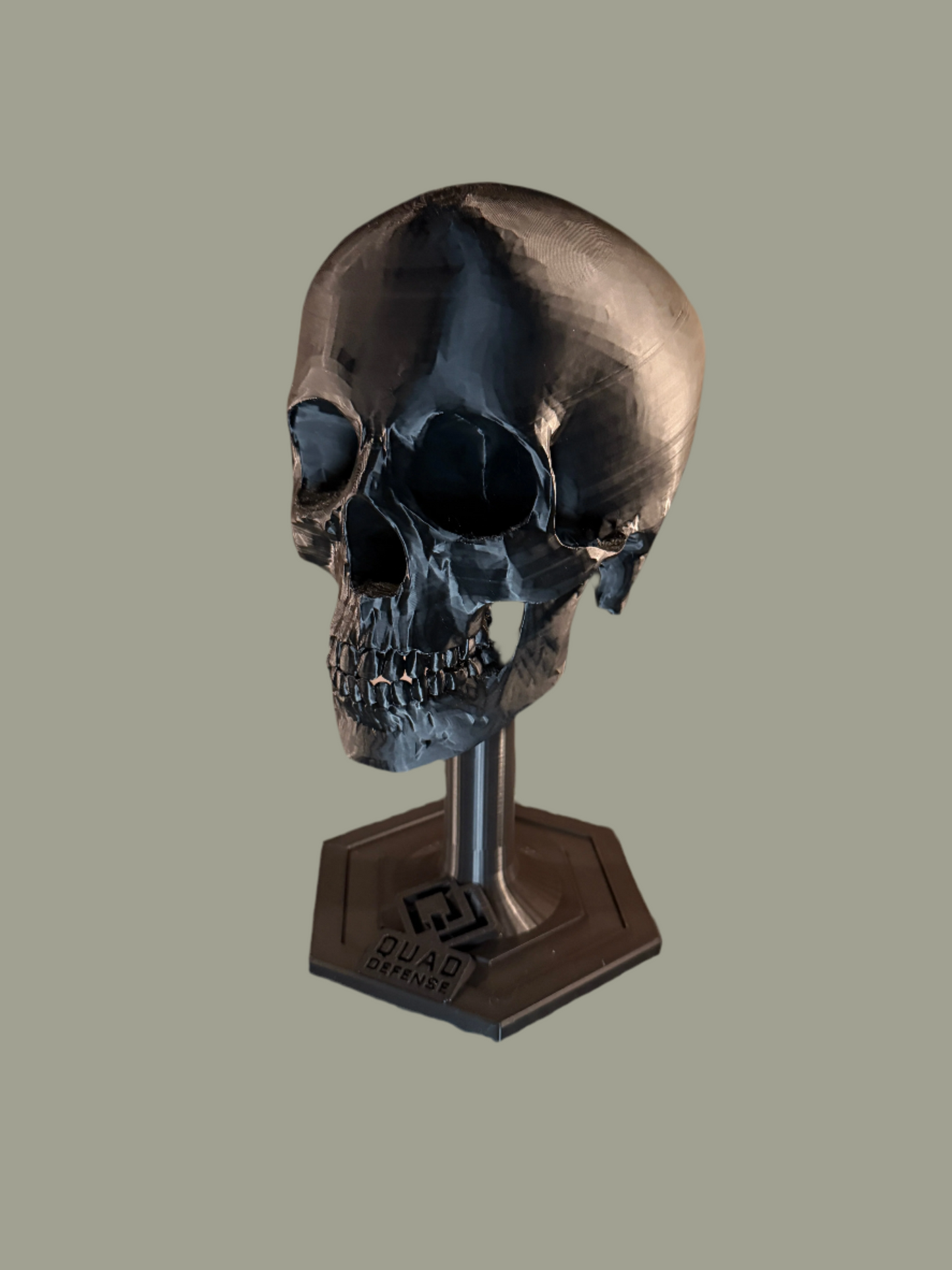 Quad Defense | Helmet Stand