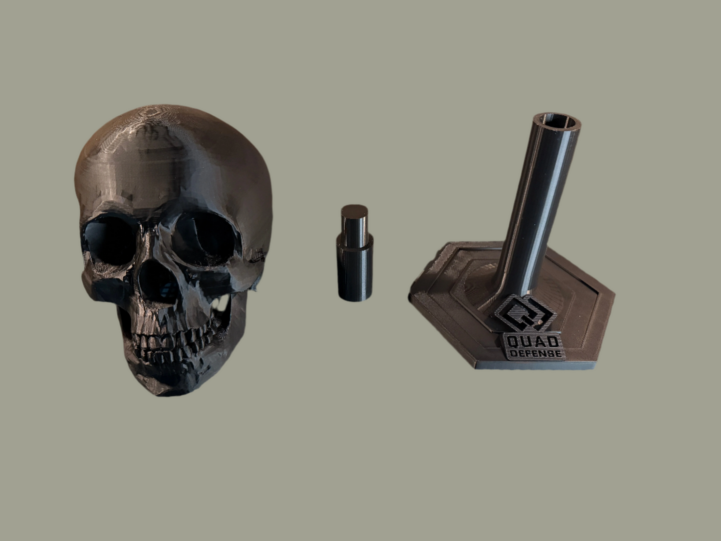 Quad Defense | Helmet Stand
