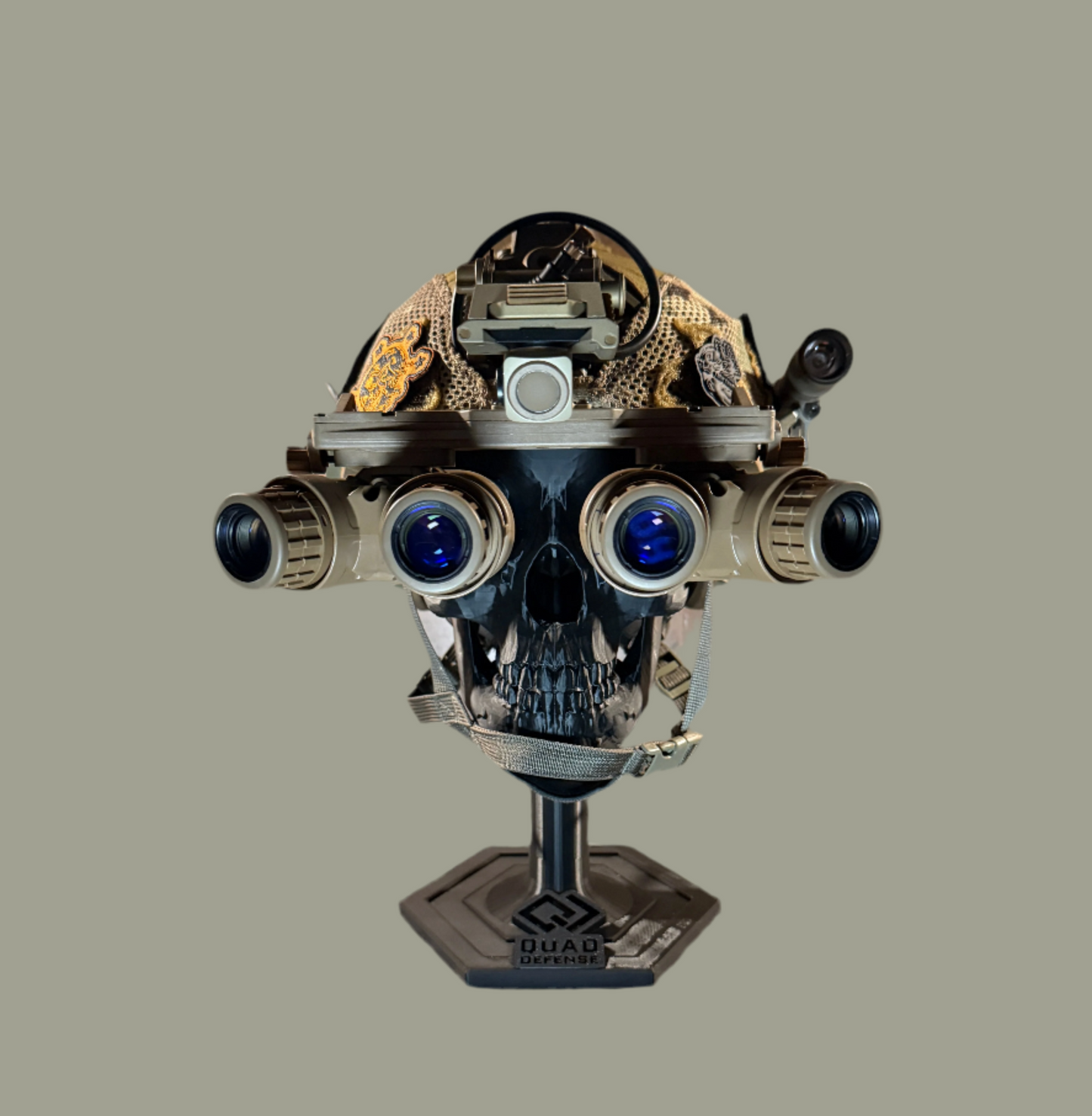 Quad Defense | Helmet Stand